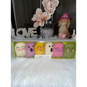 NIB Novagratz Halloween Pastel Ghost Garland 6 Ft Pink Purple Blue Wall Decor